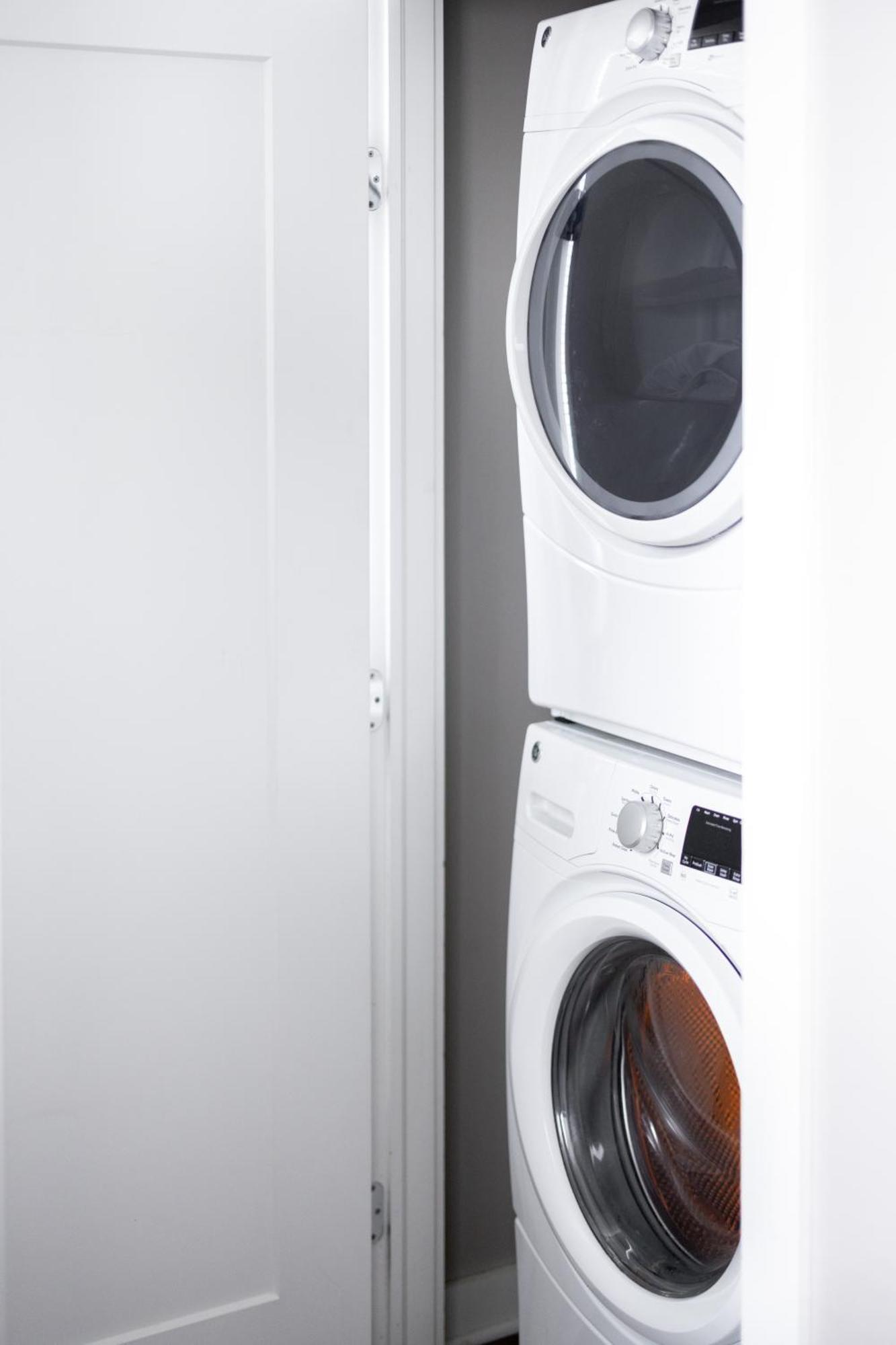 Luxury Downtown Townhome Private Garage Unit 9 クリーブランド エクステリア 写真
