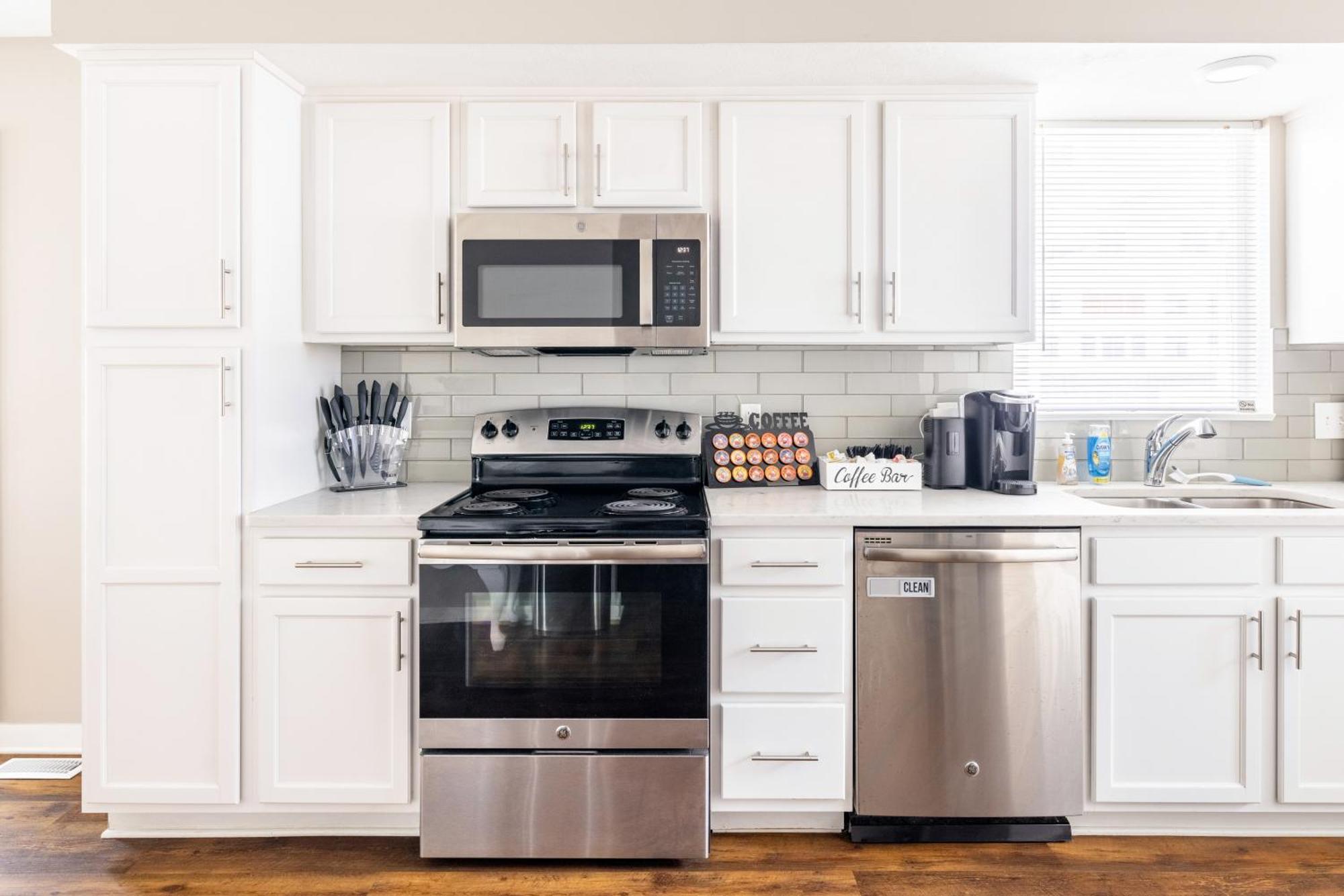 Luxury Downtown Townhome Private Garage Unit 9 クリーブランド エクステリア 写真